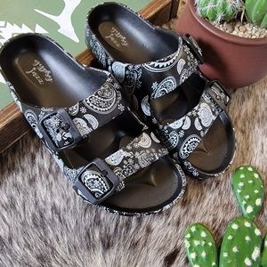 Paisley Sandal